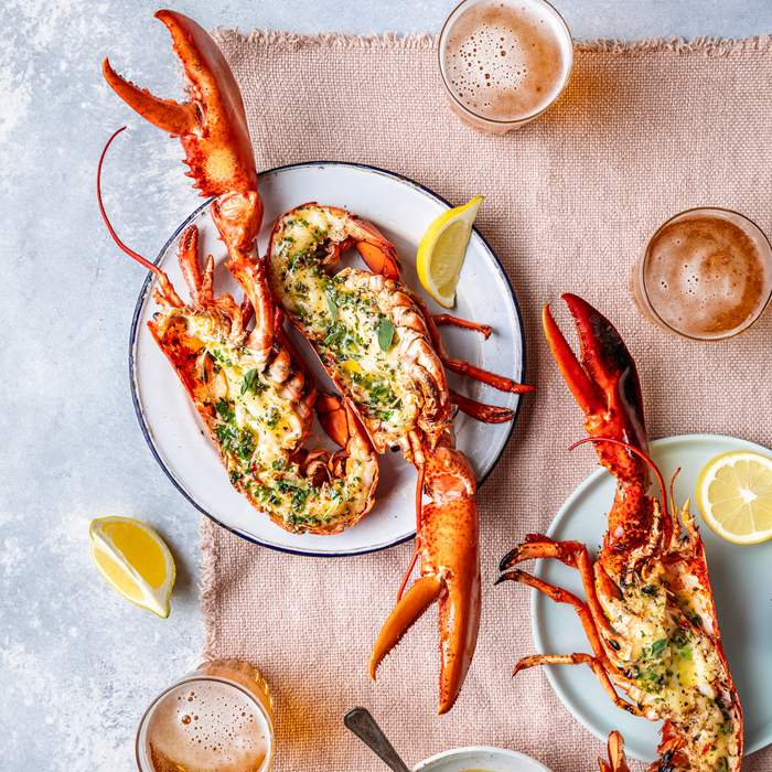 Dozen Quarters Live Maine Lobsters (1.2-1.4 LBs)