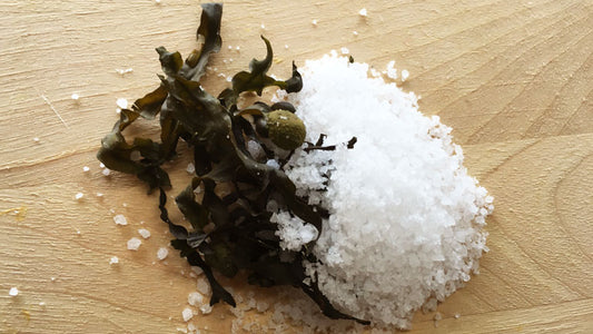 How to use our Sea Salt and Seaweed Pack Blog image by Get Maine Lobster