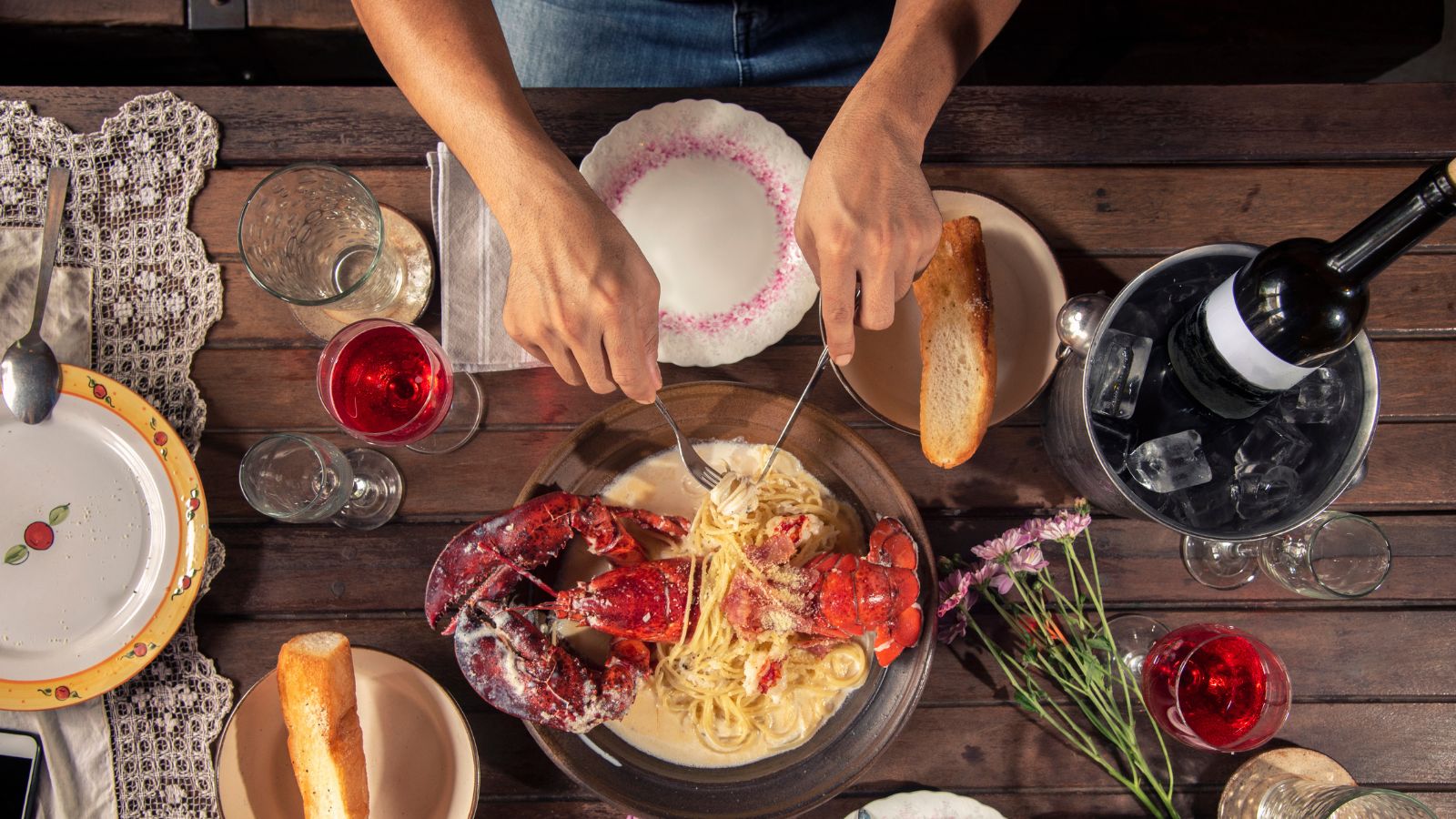 Wine & Seafood Pairings Guide